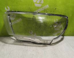 Стекло фары левой для LADA VESTA 15-19  запчасти бу