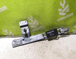 Стеклоподъемник механ. задний левый для Renault Megane 2 02-09  запчасти бу