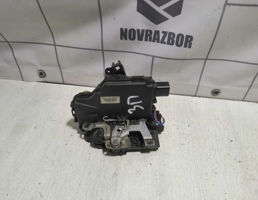 Замок двери задней правой для VW Golf 4 Bora 97-05  запчасти бу