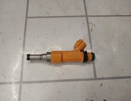 Форсунка инжекторная для Suzuki SX4 2006-2013  запчасти бу