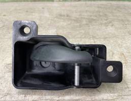 Ручка двери внутренняя левая для Ford Escort /Orion 1995-1998  запчасти бу