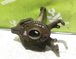 Кулак поворотный передний правый для VW Polo 94-99  запчасти бу
