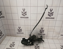 Замок двери передней правой для Ford Focus 2 05-08  запчасти бу