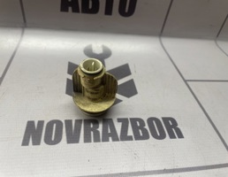 Патрон указателя поворота для Audi 80  90  B3  86-91  запчасти бу