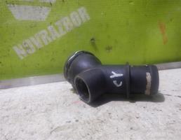 Фланец двигателя системы охлаждения для VW Caddy 3 2004-2015  запчасти бу