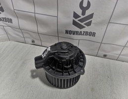 Моторчик печки для Hyundai Solaris 2010-2017  запчасти бу