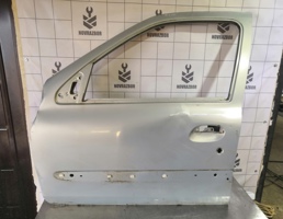 Дверь передняя левая для Renault Clio 2 Symbol 1998-2008  запчасти бу