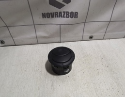 Дефлектор воздушный для Renault Logan 2005-2014  запчасти бу