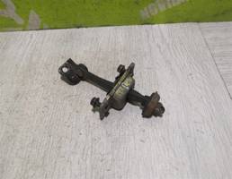 Ограничитель двери для Kia RIO 1 2000-2004  запчасти бу