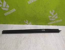 Уплотнитель стекла двери для Renault Clio 2 Symbol 1998-2008  запчасти бу