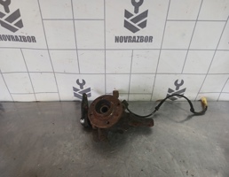 Кулак поворотный передний правый для Renault Clio 2 Symbol 1998-2008  запчасти бу