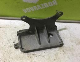 Кронштейн для Fiat Stilo  02-07  запчасти бу