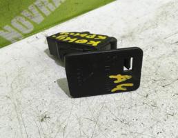 Выключатель концевой для Audi A4 B5 94-00  запчасти бу