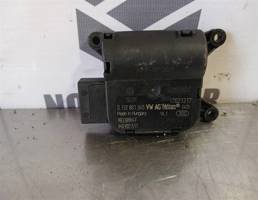 Моторчик заслонки отопителя для Skoda Octavia A5 1Z   04-13  запчасти бу