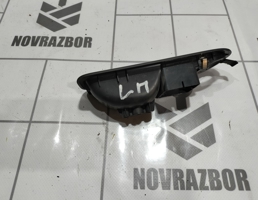 Накладка (кузов внутри) для Renault Clio 3  2005-2012  запчасти бу