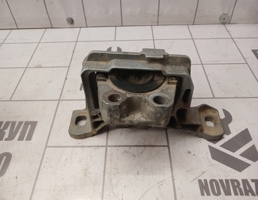 Опора двигателя правая для Ford Focus 2 05-08  запчасти бу
