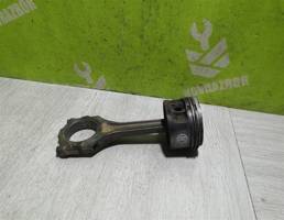 Поршень с шатуном для VW Golf 3 Vento 91-97  запчасти бу