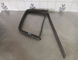 Уплотнитель стекла двери для Renault Clio 2 Symbol 1998-2008  запчасти бу