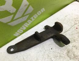 Кронштейн для BMW 3-серия E30 82-91  запчасти бу