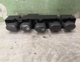 Блок кнопок для Fiat Punto 1(176) 93-99  запчасти бу