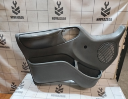 Обшивка двери передней левой для Ford Transit 06-13  запчасти бу