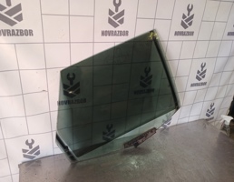 Стекло двери задней правой для Audi 80  90  B3  86-91  запчасти бу