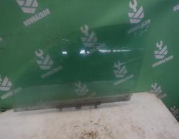 Стекло двери передней левой для VW Passat  B3  1988-1993  запчасти бу