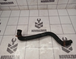 Патрубок отопителя для VW Golf 3 Vento 91-97  запчасти бу