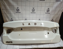 Крышка багажника для LADA VESTA 15-19  запчасти бу