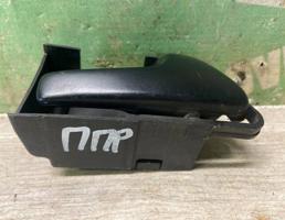 Ручка двери внутренняя правая для VW Golf 3 Vento 91-97  запчасти бу