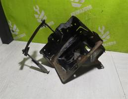 Крепление АКБ (корпус/подставка) для LADA VESTA 15-19  запчасти бу