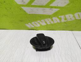 Кнопка многофункциональная для VW Golf 3 Vento 91-97  запчасти бу