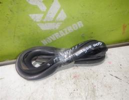 Уплотнитель двери для Renault Kangoo 97-03  запчасти бу