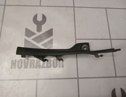 Накладка лобового стекла правая для Renault Logan 2 14-18  запчасти бу