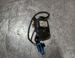 Моторчик заслонки отопителя для Audi A6 (C4) 1994-1997  запчасти бу