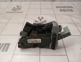 Замок двери задней правой для Kia Sorento 3 (UM) Prime 2015-2020  запчасти бу