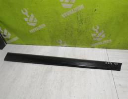 Молдинг задней левой двери для BMW 5-серия E28 81-87  запчасти бу