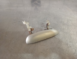 Ручка двери наружная правая для Kia RIO 1 2000-2004  запчасти бу