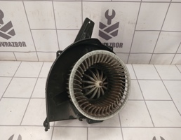 Моторчик печки для Skoda Fabia 2007-2015  запчасти бу