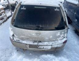 Стекло двери багажника для Opel Corsa C 2000-2006  запчасти бу