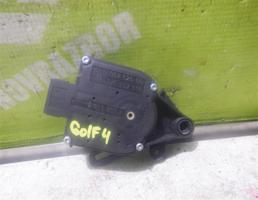 Моторчик заслонки отопителя для VW Golf 4 Bora 97-05  запчасти бу