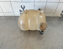 Бачок расширительный для Opel Vectra B 1999-2002  запчасти бу