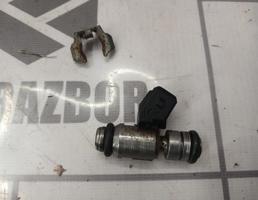 Форсунка инжекторная для Fiat Punto 2 (188) 99-10  запчасти бу