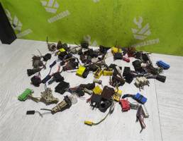 Разъем для Audi 80  90  B3  86-91  запчасти бу