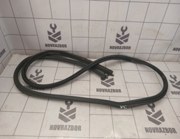 Уплотнитель двери для VW Passat  B3  1988-1993  запчасти бу