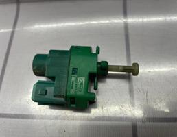 Датчик включения стопсигнала для Ford Focus 1 1998-2004  запчасти бу