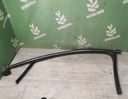 Уплотнитель стекла двери для Chery Boo M11 10-14  запчасти бу