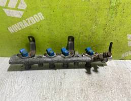 Рейка топливная (рампа) для Renault Laguna 94-99  запчасти бу