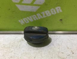 Крышка топливного бака для VW Polo 94-99  запчасти бу