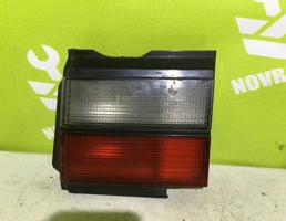 Фонарь задний внутренний правый для VW Passat  B3  1988-1993  запчасти бу